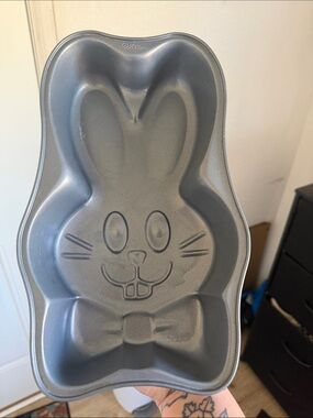 Wilton Easter Bunny Molded Cake Pan